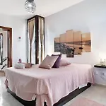 Guenia I Holiday home