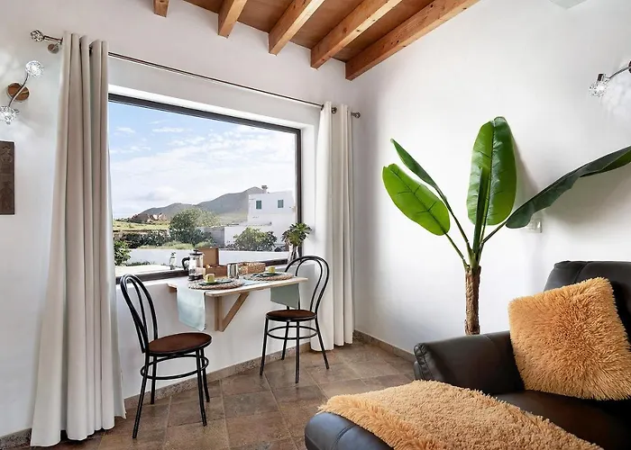 Guenia I Holiday home